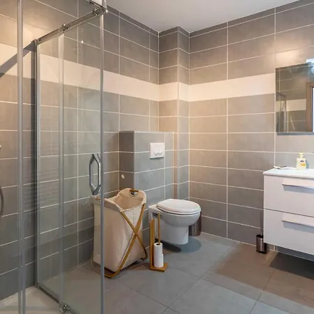 Fronte Di Mare - Deux Pieces En Bord De Propriano (Corsica)